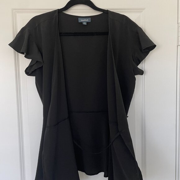 ModCloth Flutter & Flatter Wrap Top – Black Floral, Women’s Size M - Picture 7 of 8